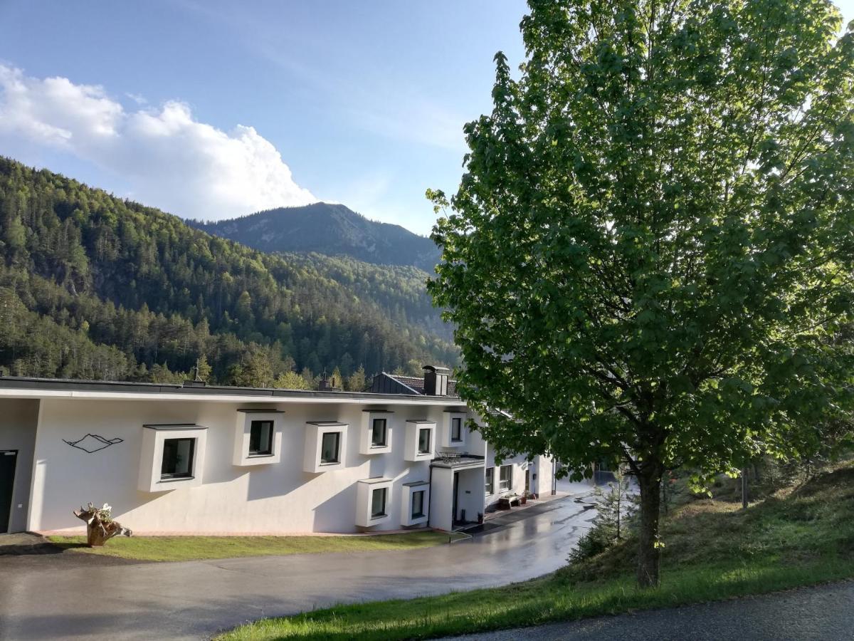 شارنيتز Hotel Garni Isarlodge Wiesenhof المظهر الخارجي الصورة