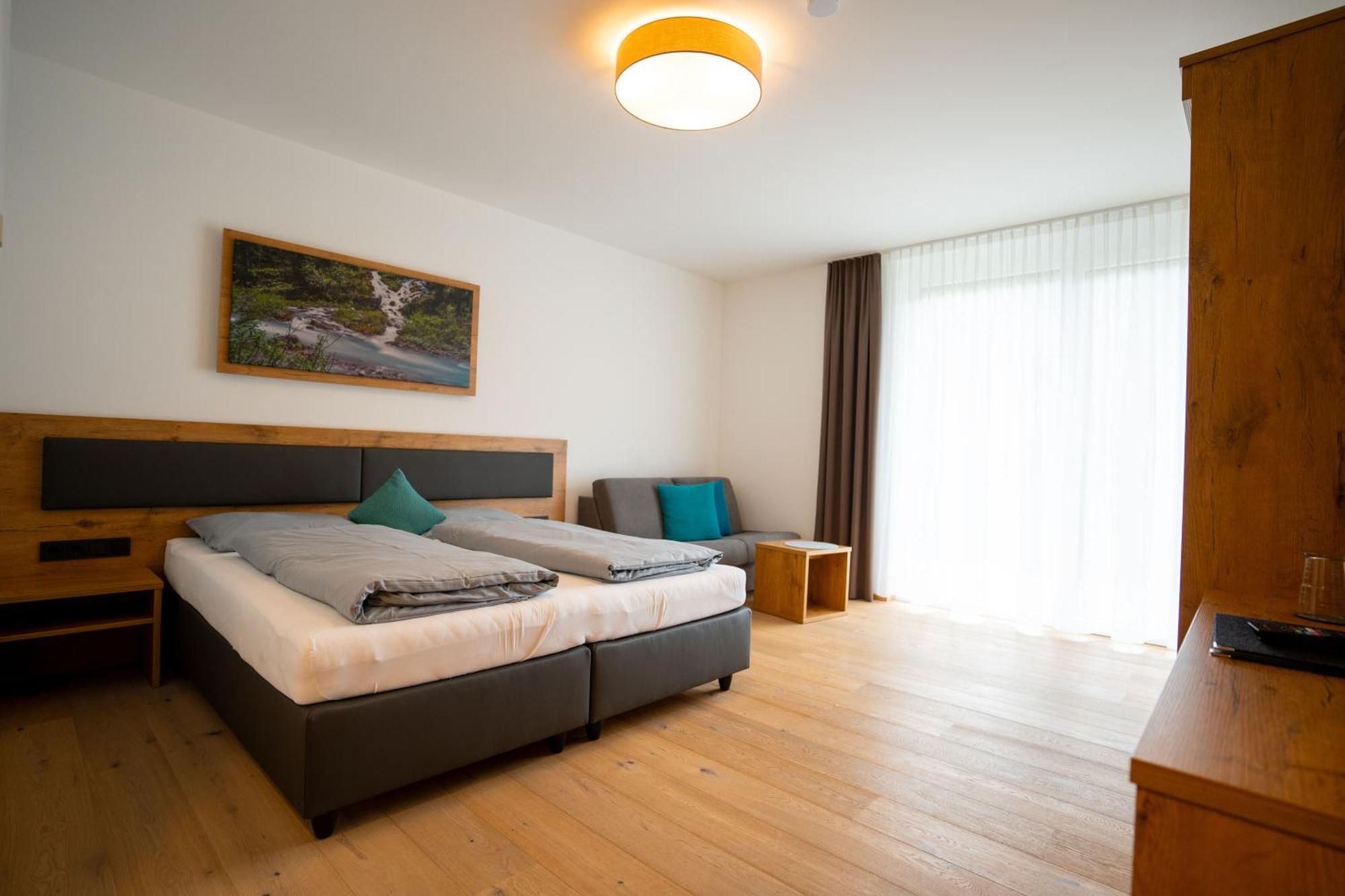 شارنيتز Hotel Garni Isarlodge Wiesenhof المظهر الخارجي الصورة