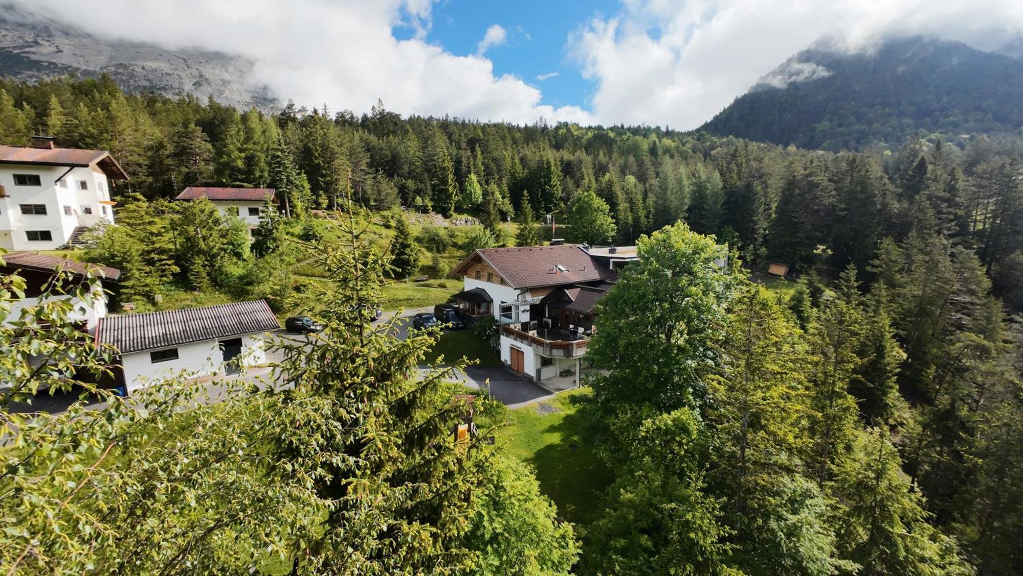شارنيتز Hotel Garni Isarlodge Wiesenhof المظهر الخارجي الصورة